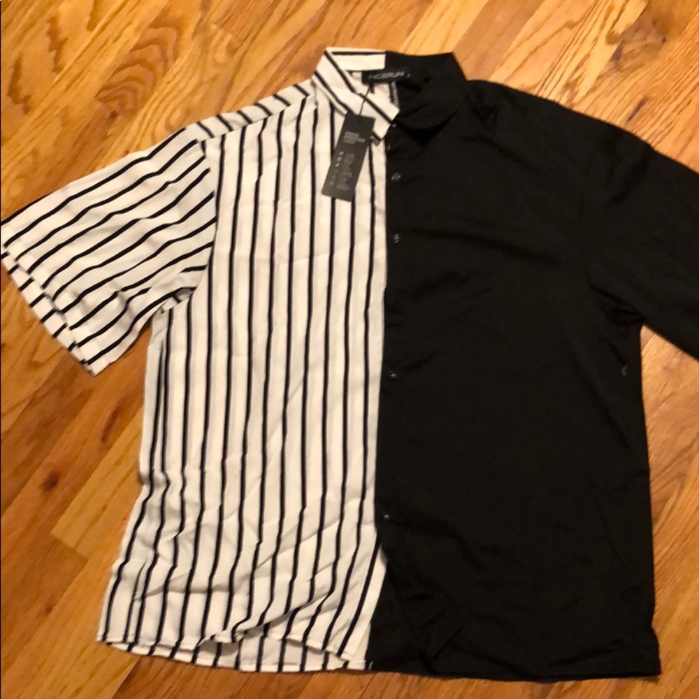Black and White block bowling shirt brand new
